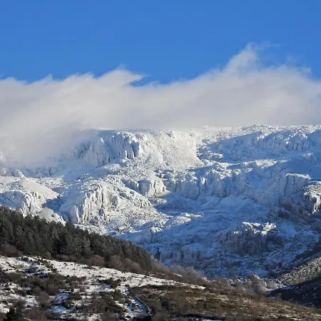 Casa De La Cigueena *
