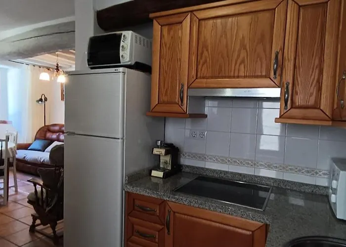 Casa De La Cigueena * Candelario