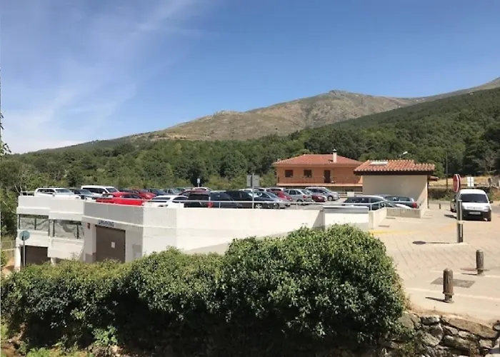 Casa De La Cigueena Dom wakacyjny Candelario